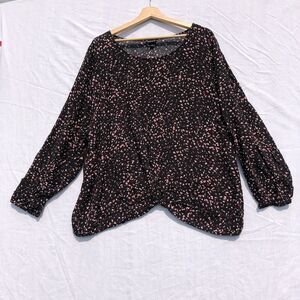 Torrid Black w Pink Hearts Top Blouse Size 5 Rayon